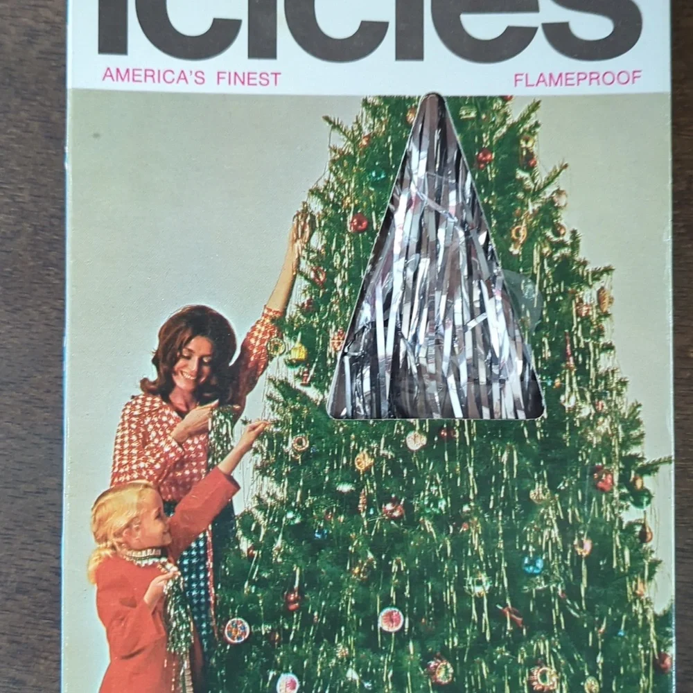 SILVER Christmas Tinsle Icicles Vintage